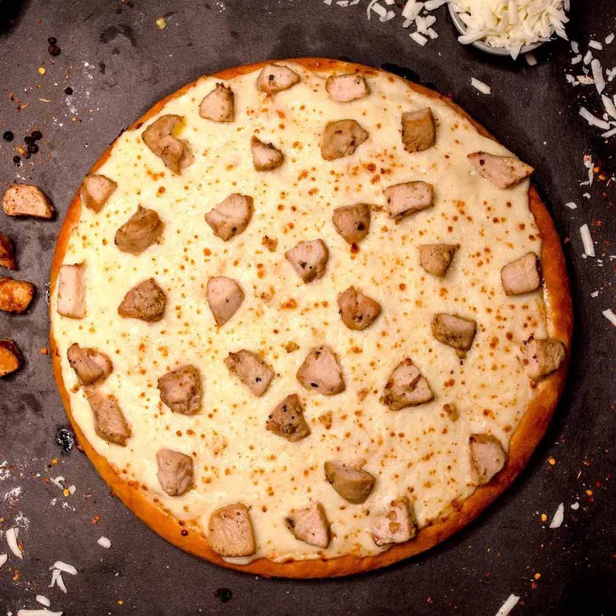 Chicken Alfredo Pizza